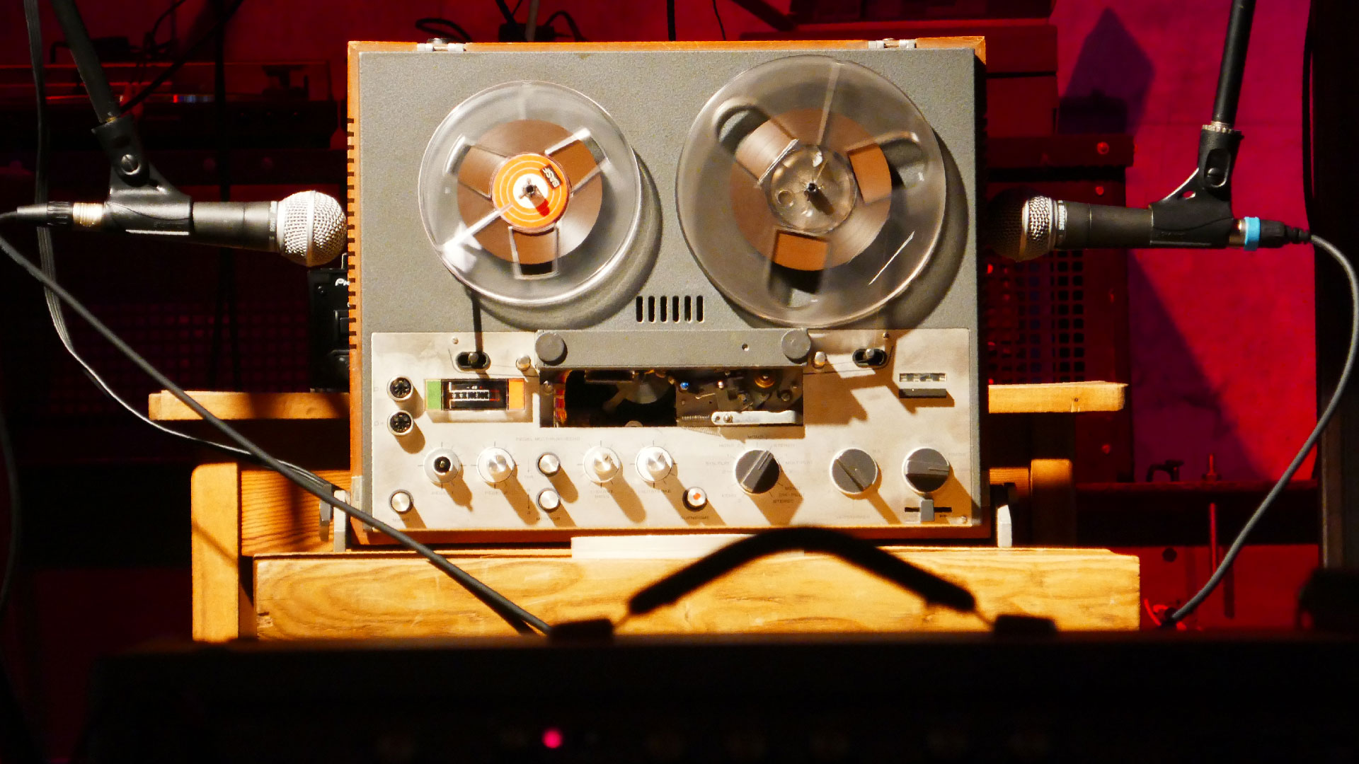 2025-12-22 SND 4 Vinyl hl Quad Motor Driver Tape Echo Vocoder Mix (abspielen Tape 30)